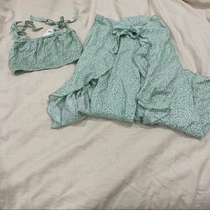KIWI + PUNCH 2 PIECE SET PASTEL GREEN SIZE L
